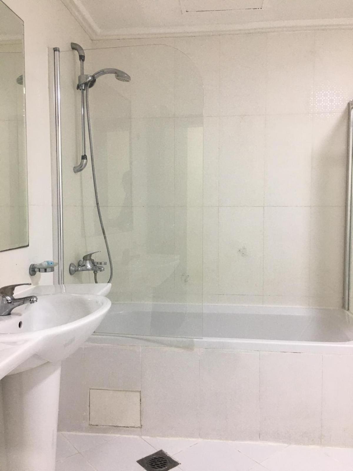 Marina Tower Hotel Manama Eksteriør billede