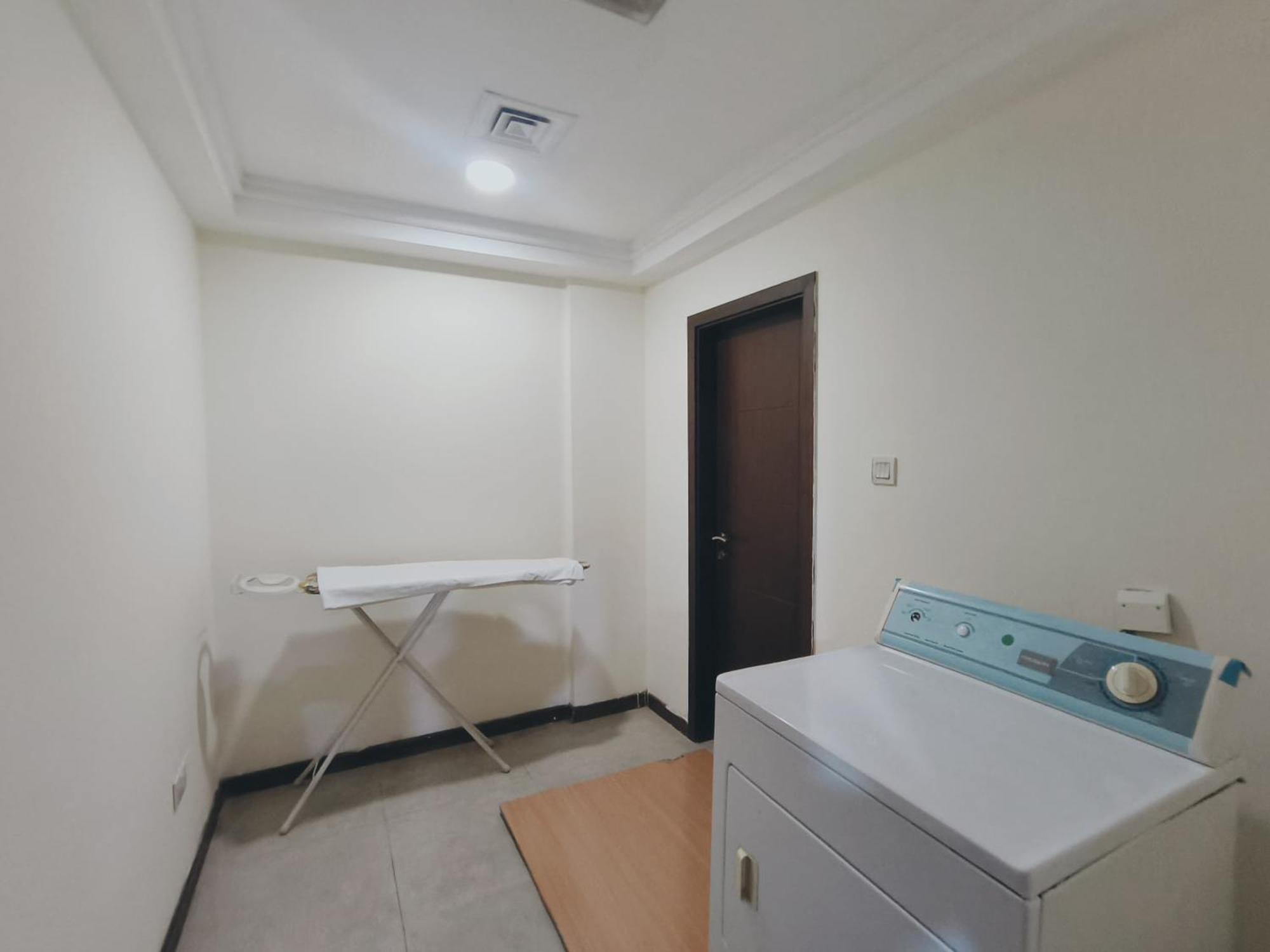 Marina Tower Hotel Manama Eksteriør billede